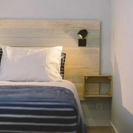 07 - In Front Of The * 佩尼契