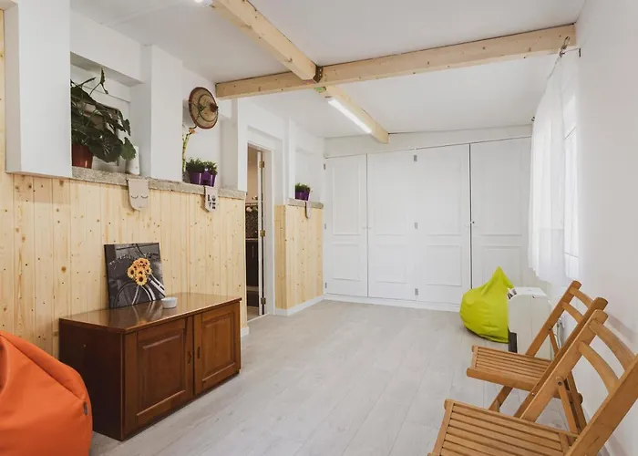 公寓 07 - In Front Of The