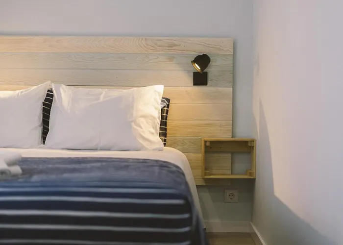 07 - In Front Of The * 佩尼契