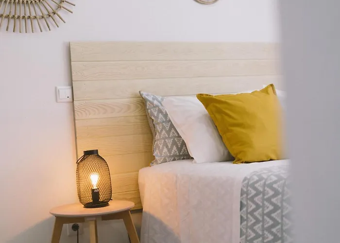 07 - In Front Of The * 佩尼契